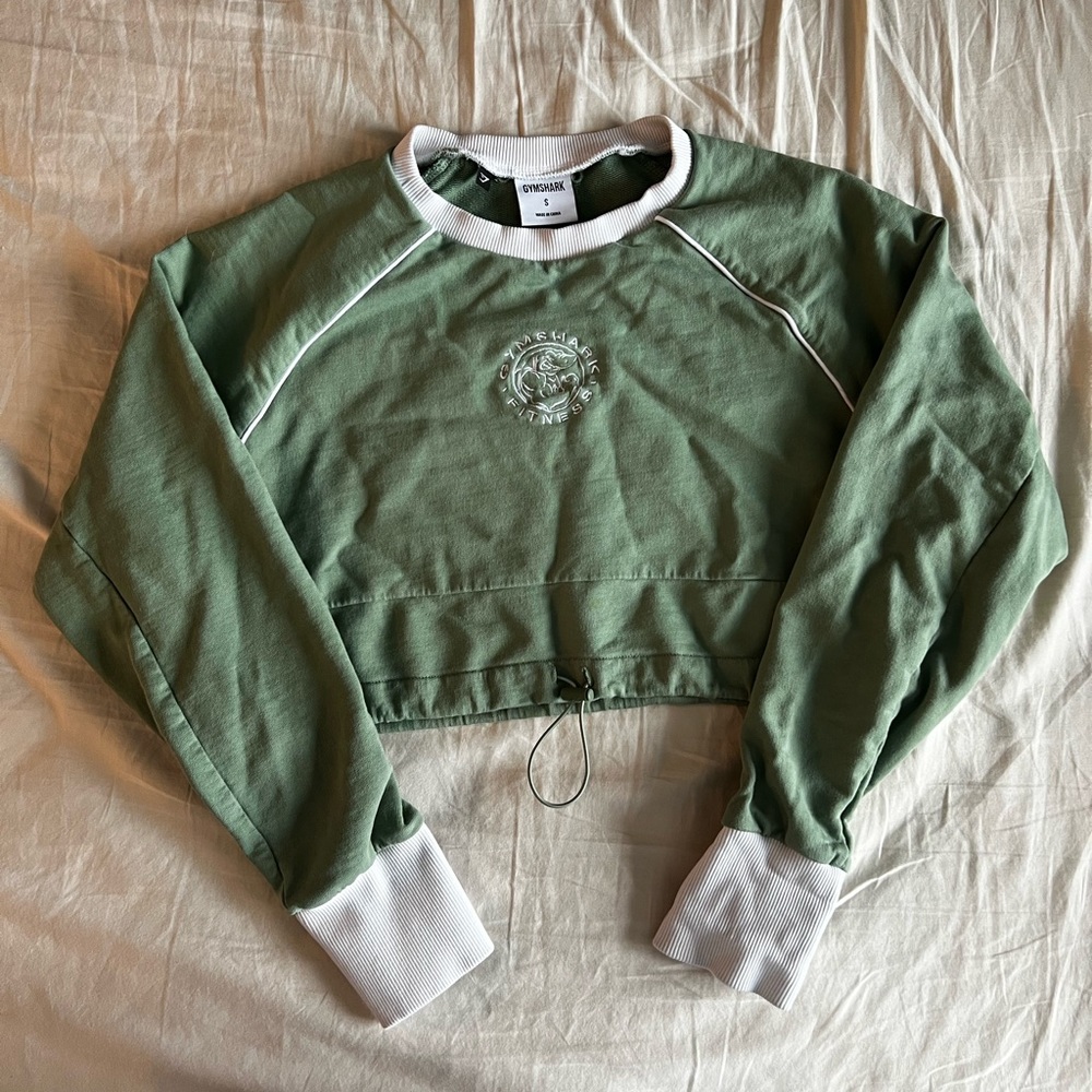 Gym shark sweater crop sage